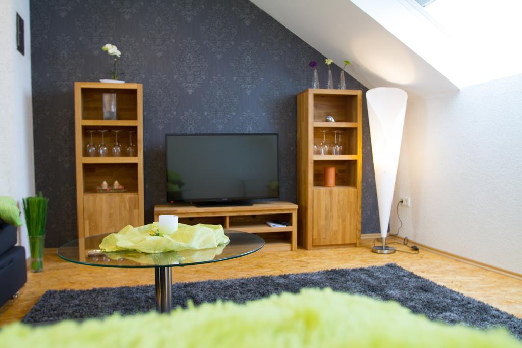 Ferienhaus Borneich Schwalbach Bagian luar foto