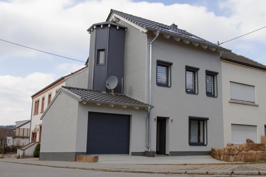 Ferienhaus Borneich Schwalbach Bagian luar foto